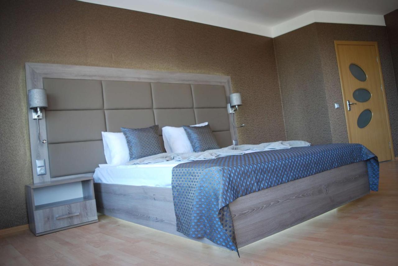 Ogosta Apartments Поморие Екстериор снимка